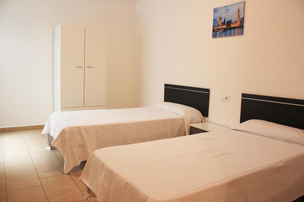 Apartamentos Peniscola Lowcost 3000 エクステリア 写真